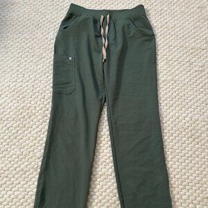 FIGS Kade Cargo Scrub Pants Moss